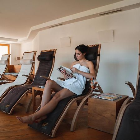 Hotel Sonnenhof Кастелрото Екстериор снимка