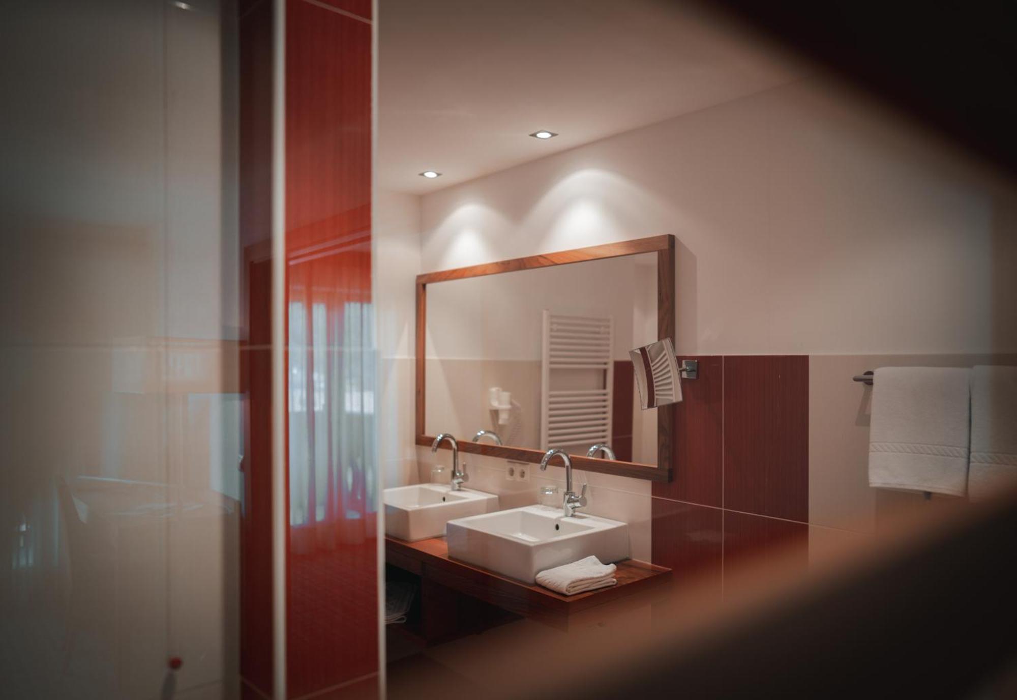 Hotel Sonnenhof Кастелрото Екстериор снимка