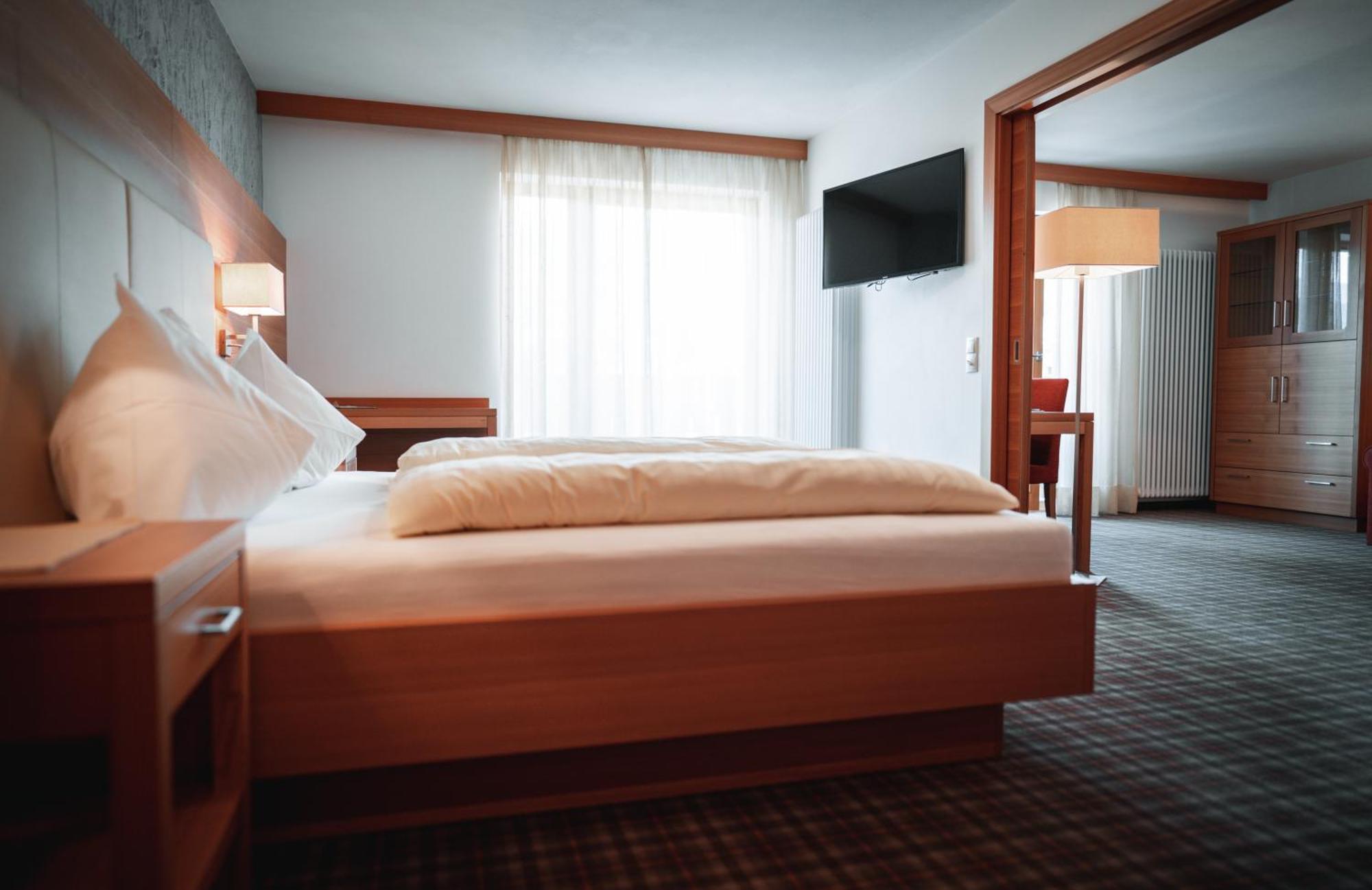 Hotel Sonnenhof Кастелрото Екстериор снимка